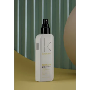 EVER.SMOOTH - heat-activated smoothing spray for frizz control and shine